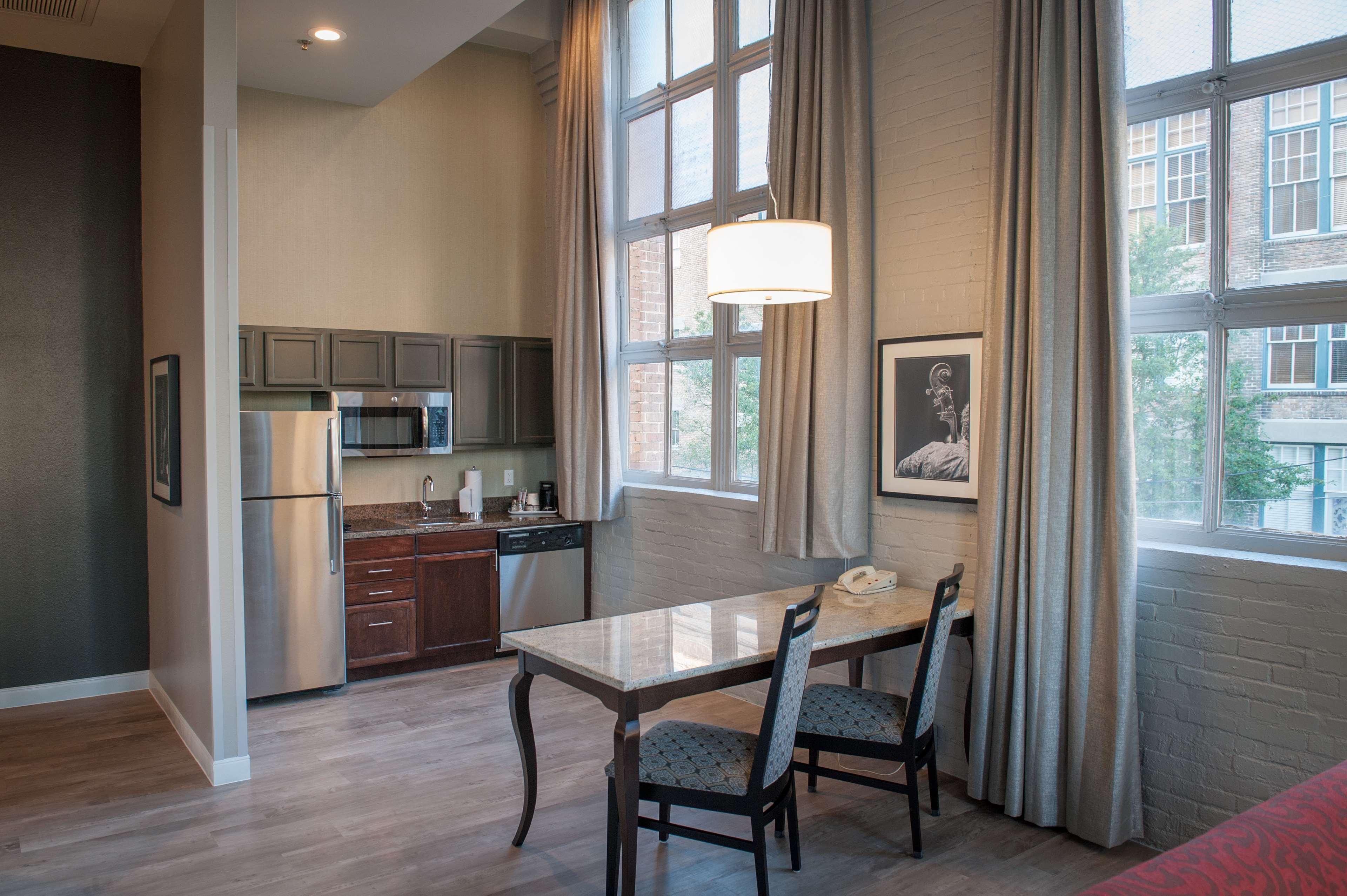 Hampton Inn And Suites New Orleans Convention Center Bagian luar foto