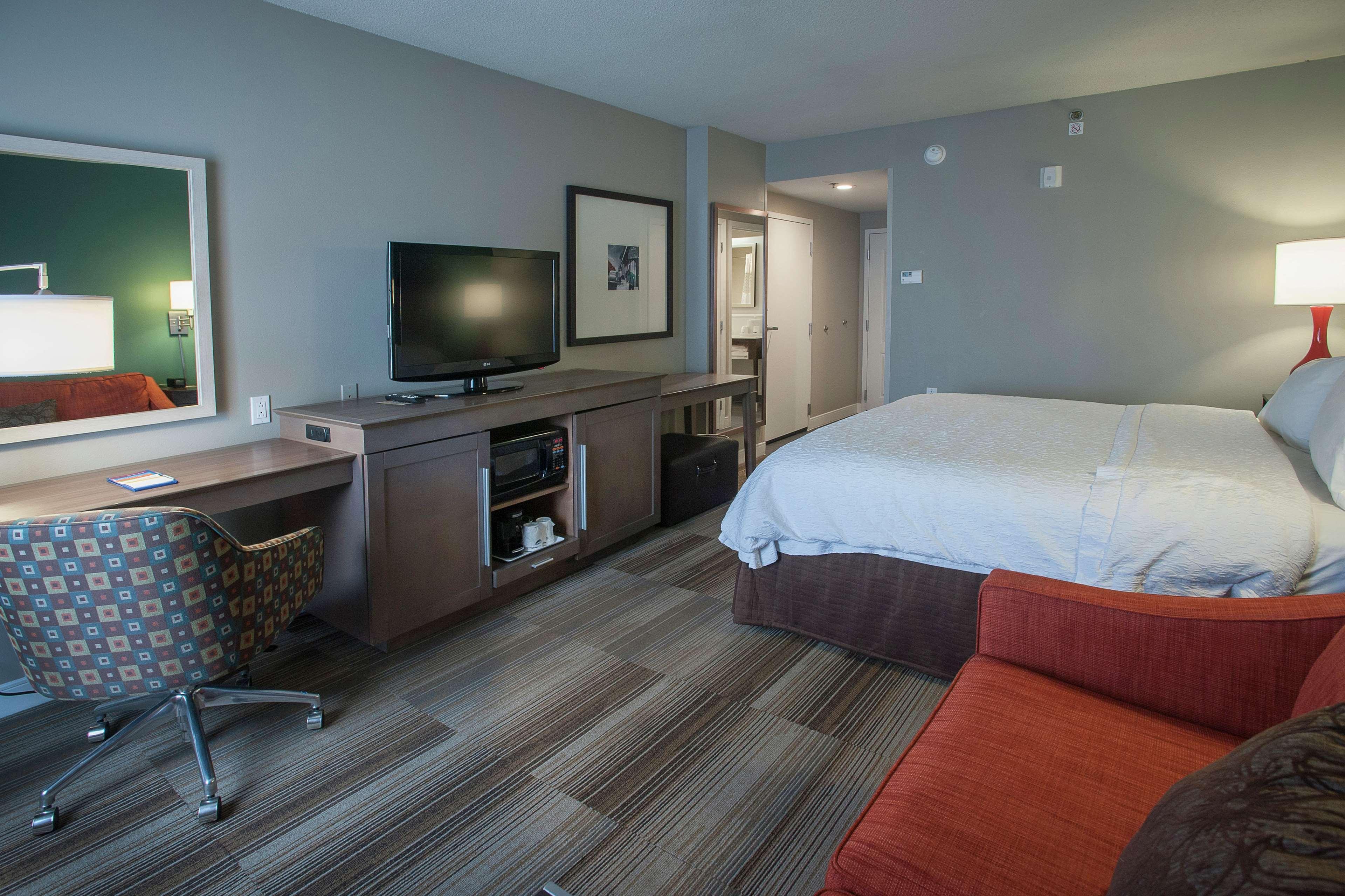 Hampton Inn And Suites New Orleans Convention Center Bagian luar foto
