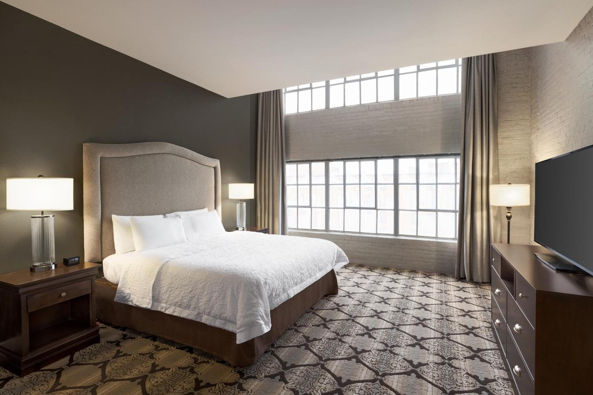 Hampton Inn And Suites New Orleans Convention Center Bagian luar foto