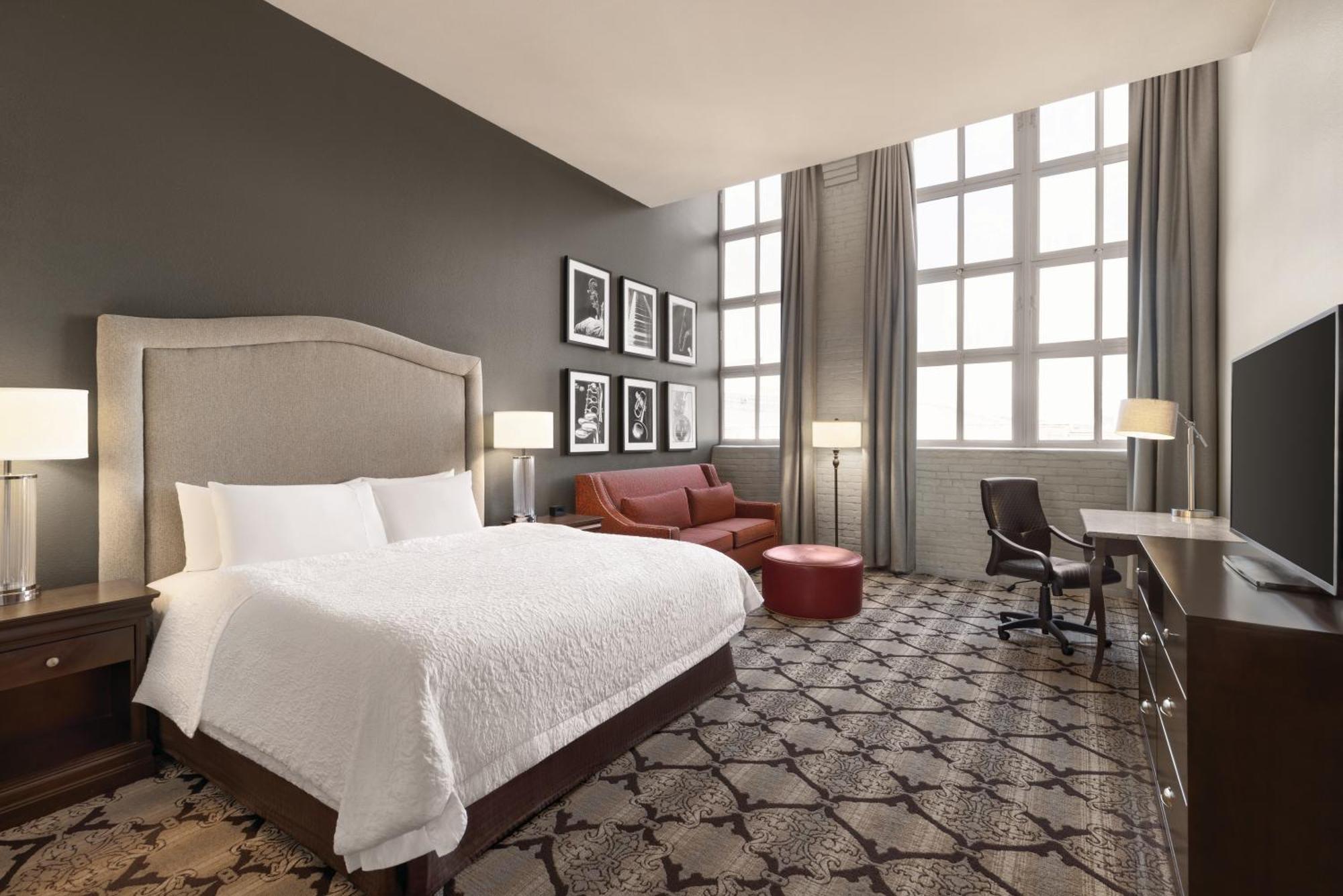 Hampton Inn And Suites New Orleans Convention Center Bagian luar foto