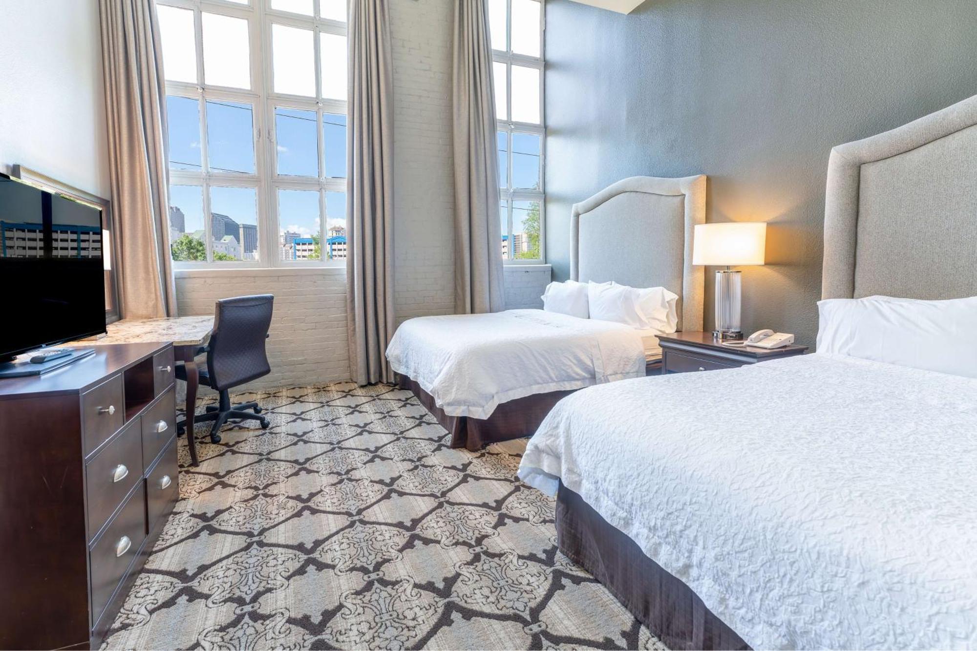 Hampton Inn And Suites New Orleans Convention Center Bagian luar foto