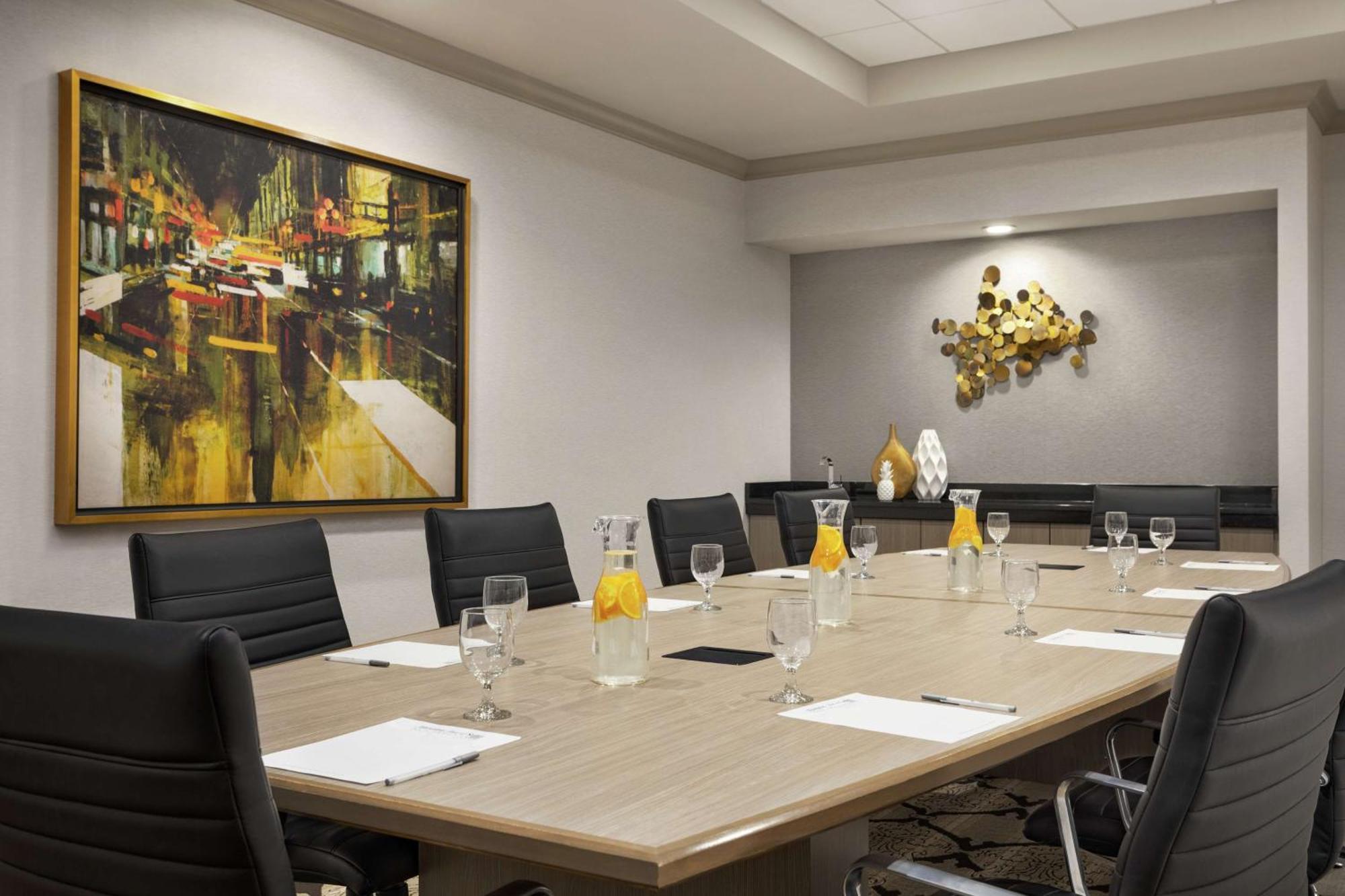 Hampton Inn And Suites New Orleans Convention Center Bagian luar foto
