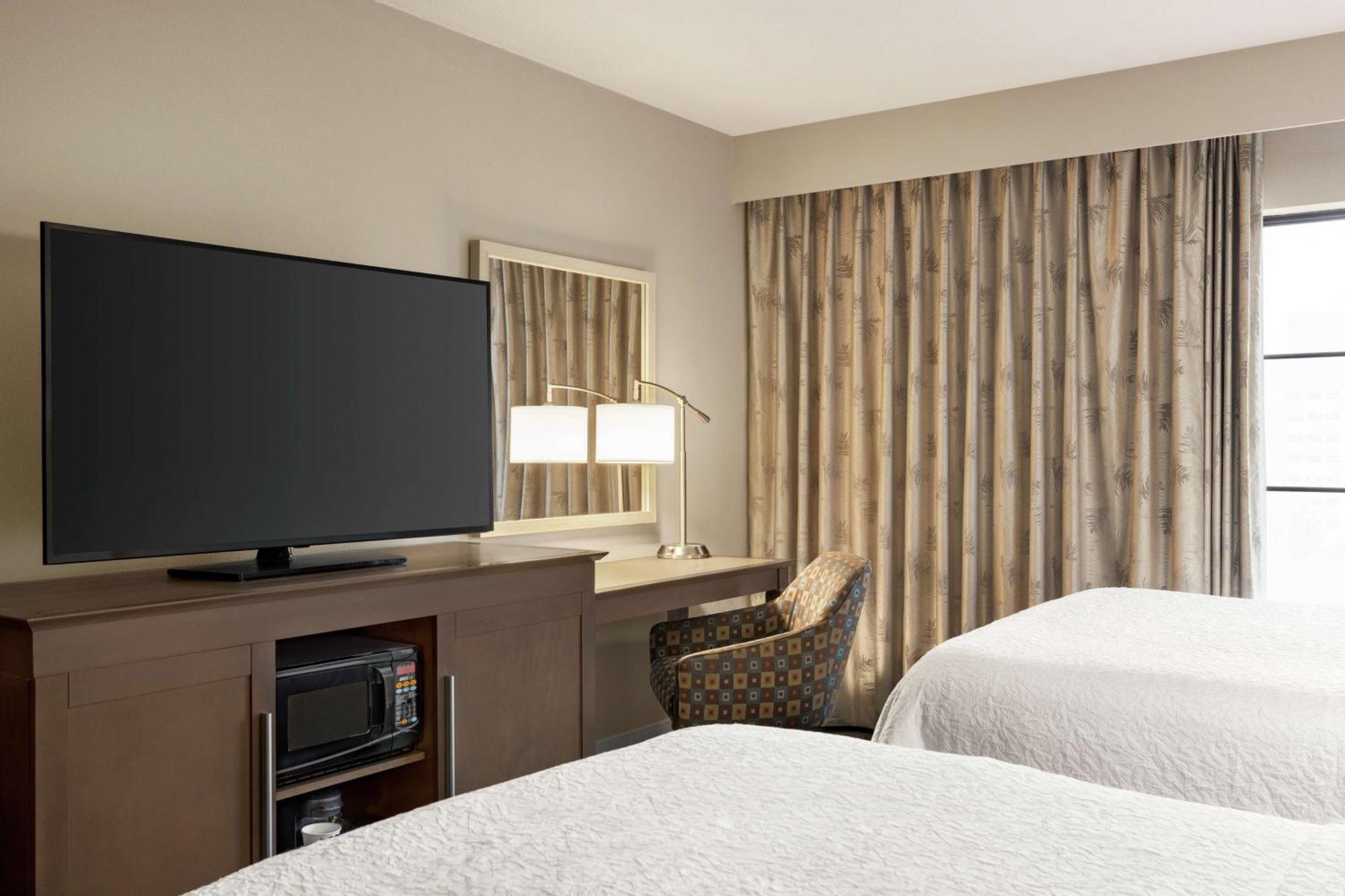 Hampton Inn And Suites New Orleans Convention Center Bagian luar foto