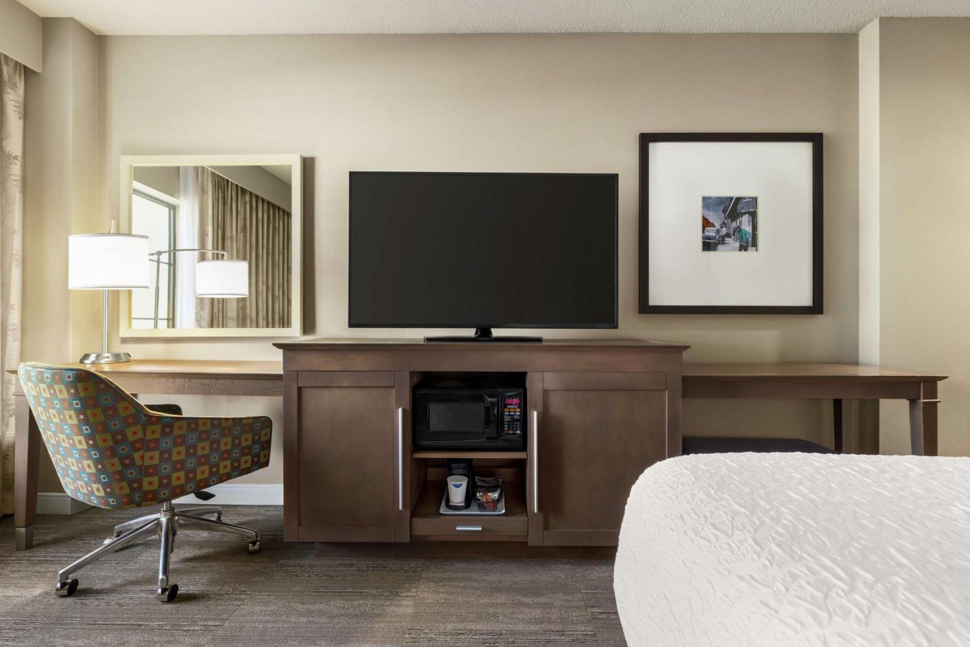Hampton Inn And Suites New Orleans Convention Center Bagian luar foto