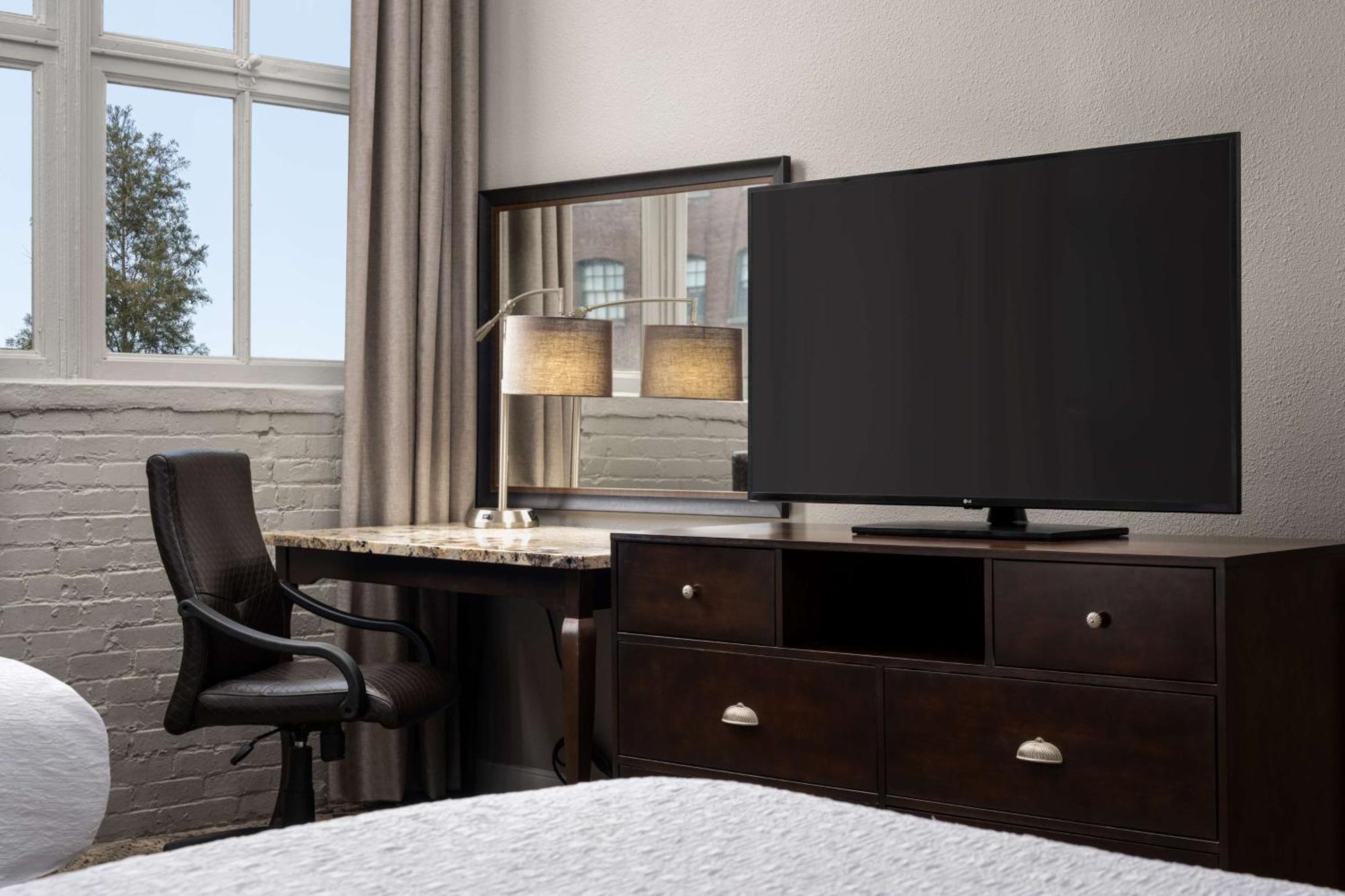 Hampton Inn And Suites New Orleans Convention Center Bagian luar foto